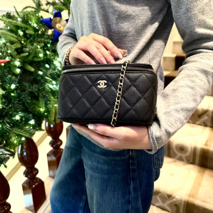 【98新 ✨ 全網最低價!】Chanel香奈兒 Vanity Case 長盒子 盒子包 黑金 荔枝牛皮 有保卡-6