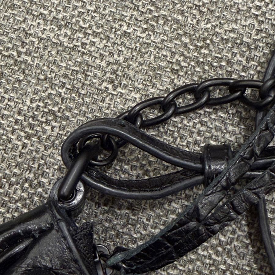 ❗️不議價BALENCIAGA Le Cagole so black雙背帶鱷魚壓紋牛皮迷你可頌包(黑色)-13