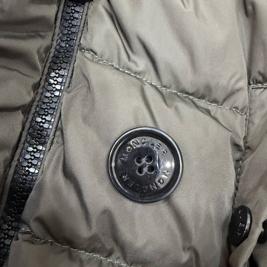 moncler GENE GIUBBOTTO 貉子毛 橄欖綠 羽絨 羽絨外套 防風外套 夾克 外套-15
