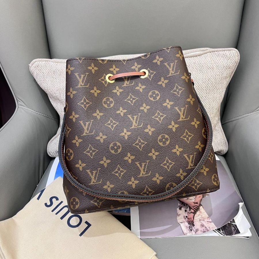 近新品 路易威登/Louis Vuitton 老花焦糖noe水桶包 芯片款-6