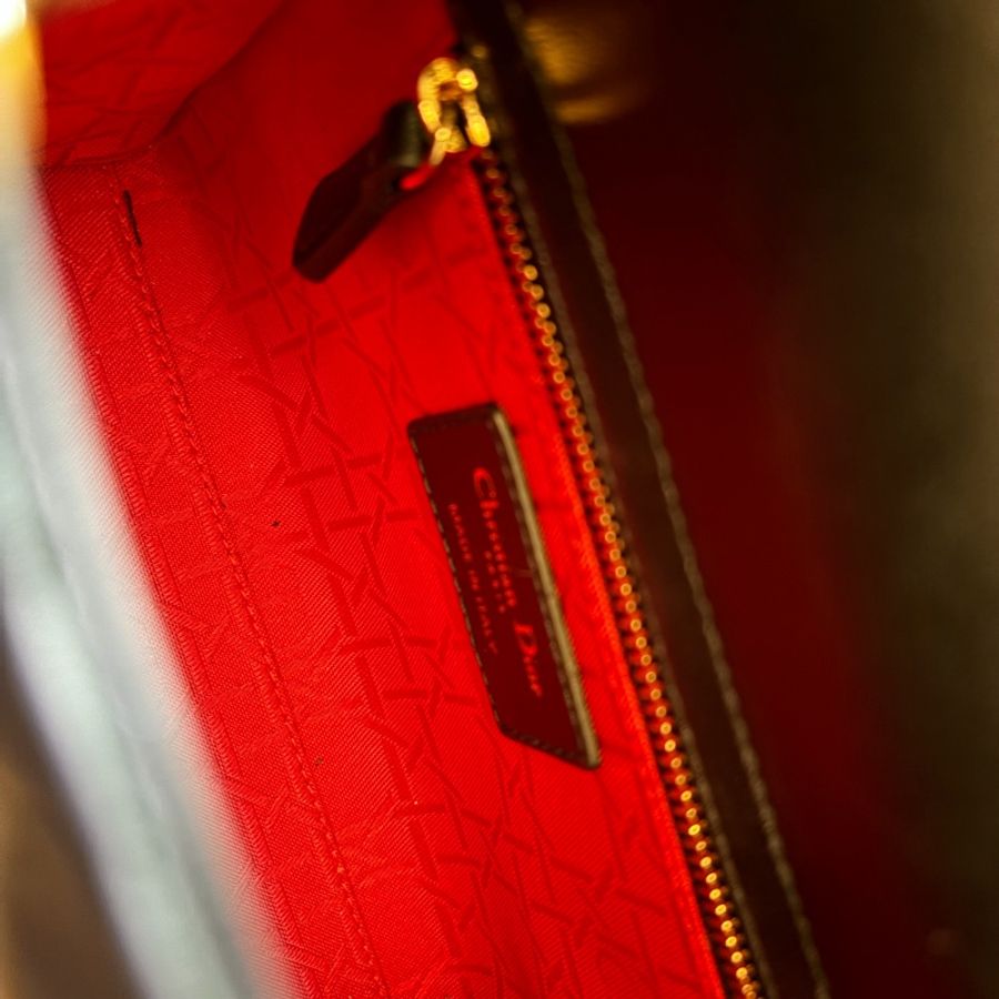 Dior mini Lady Dior 附鏈帶迷你黛妃包-10
