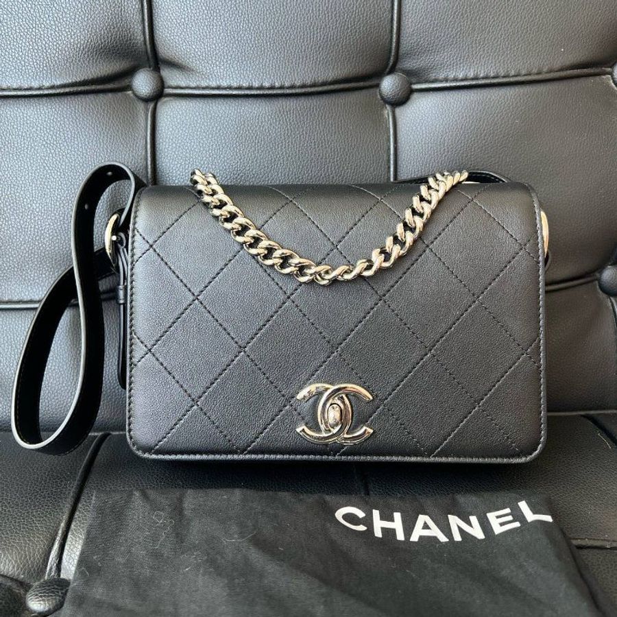 近新品 香奈兒/Chanel 黑銀菱格紋鏈條肩背包-7