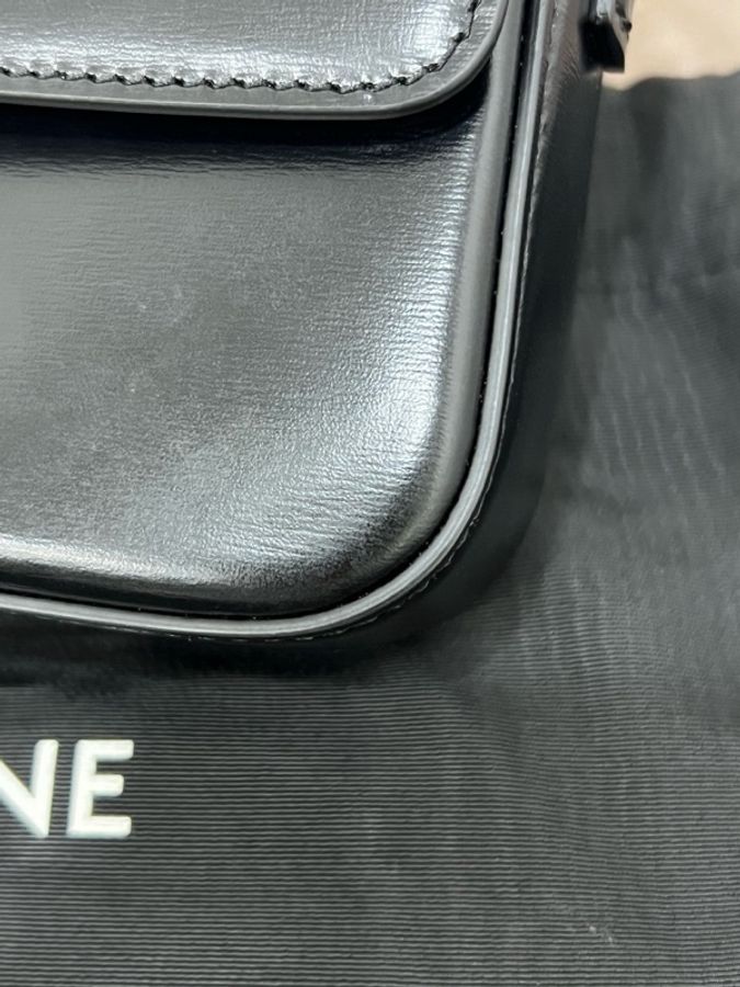 【97新 ✨ 全網最低價!】絕版停產 Celine 凱旋門 黑金腋下包Teen 經典保值款-9