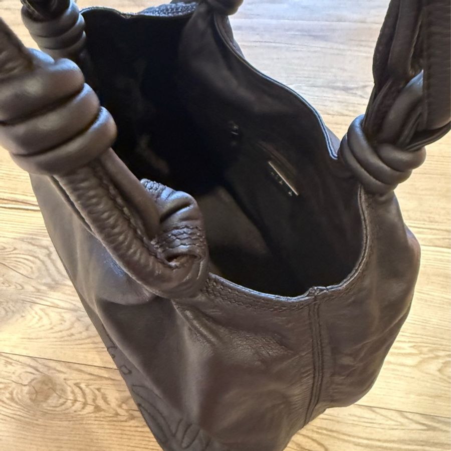 Loewe-12