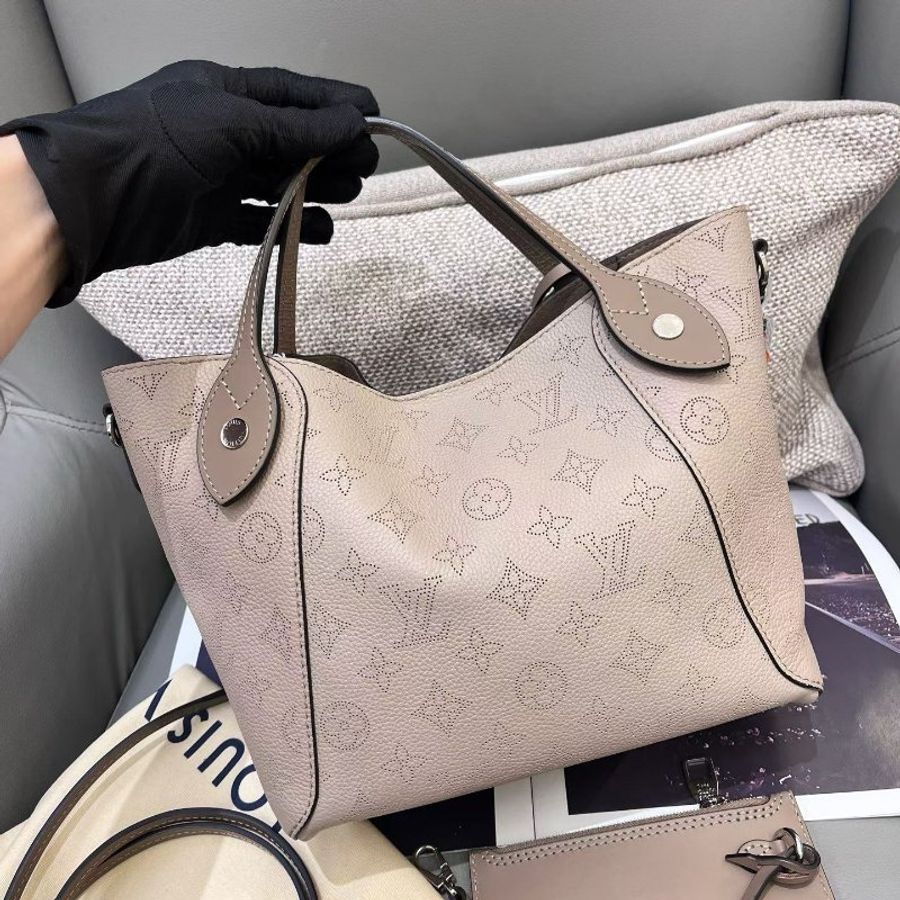 路易威登/Louis Vuitton Hina大象灰月光女神菜籃子 手提包-6