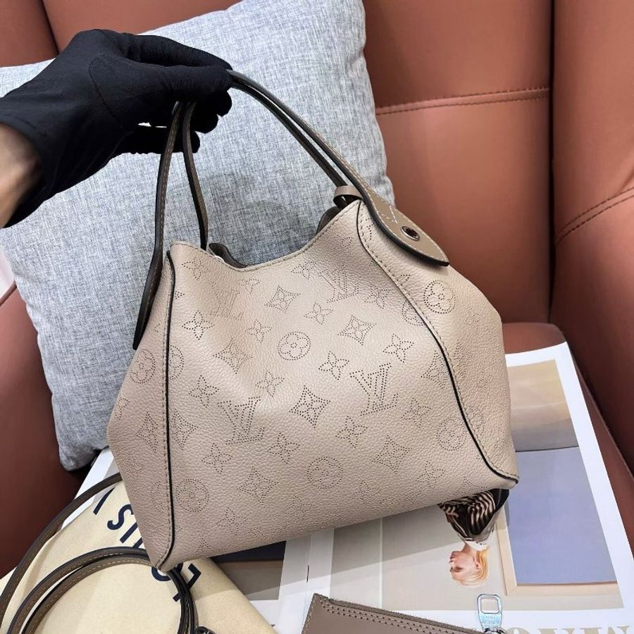 路易威登/Louis Vuitton Hina大象灰月光女神菜籃子 手提包-7