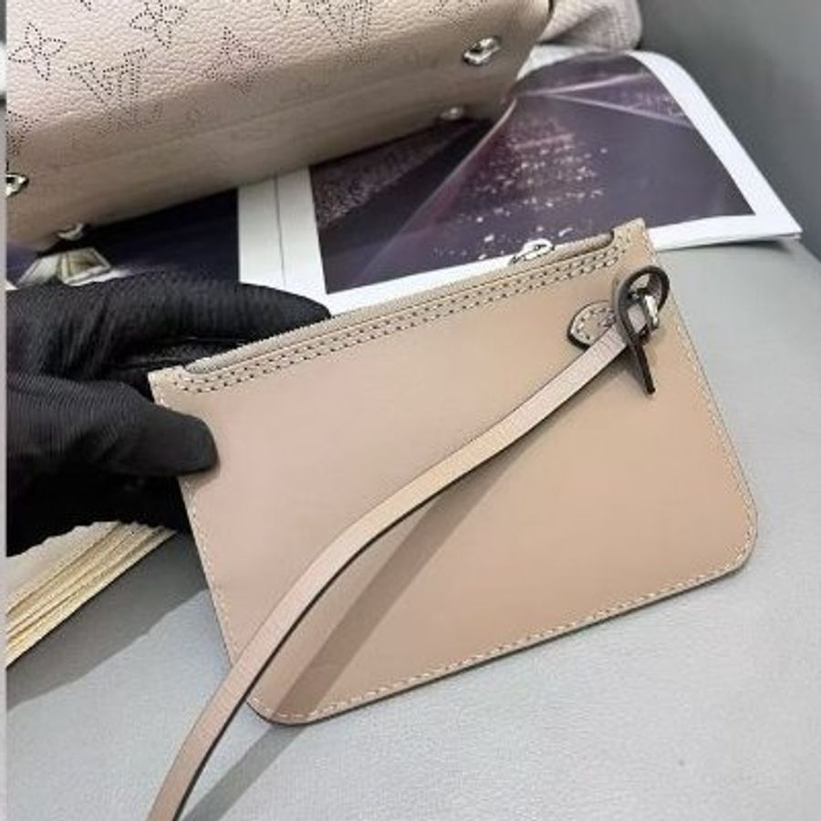 路易威登/Louis Vuitton Hina大象灰月光女神菜籃子 手提包-11