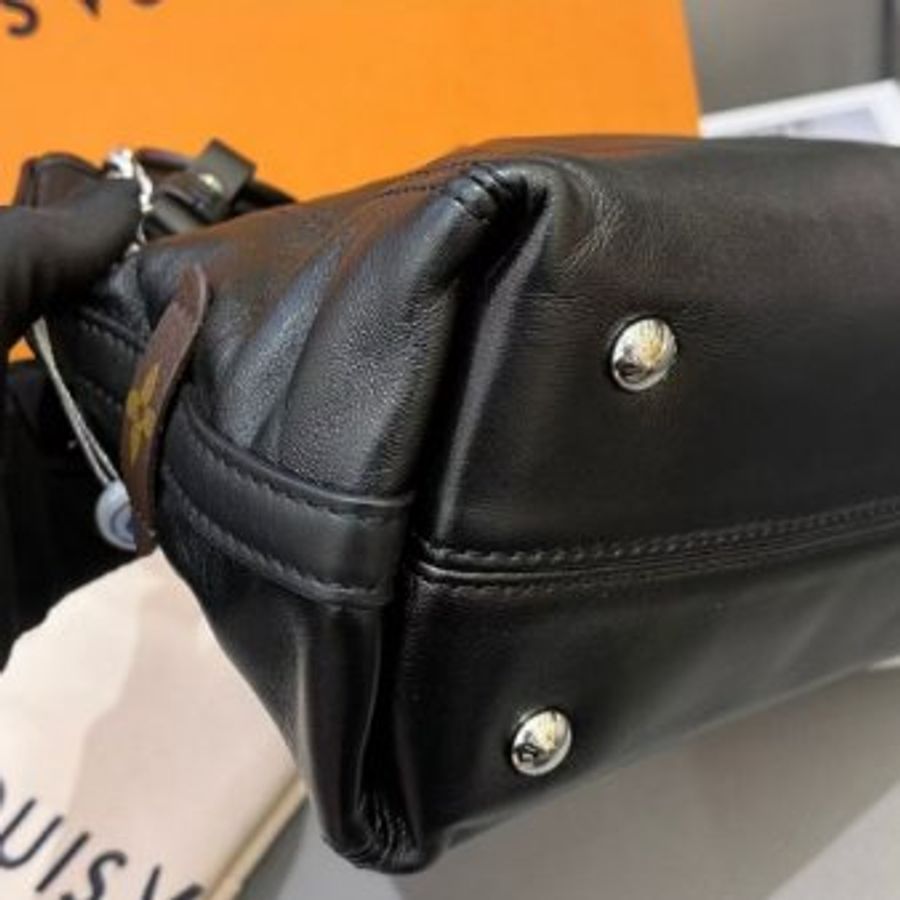 芯片款 路易威登/Louis Vuitton  芯片款Carryall BB黑武士羊皮鏈條包-8