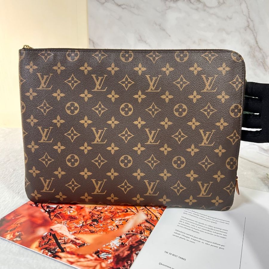 LV Etui Voyage 大號 晶片款 手拿包-2