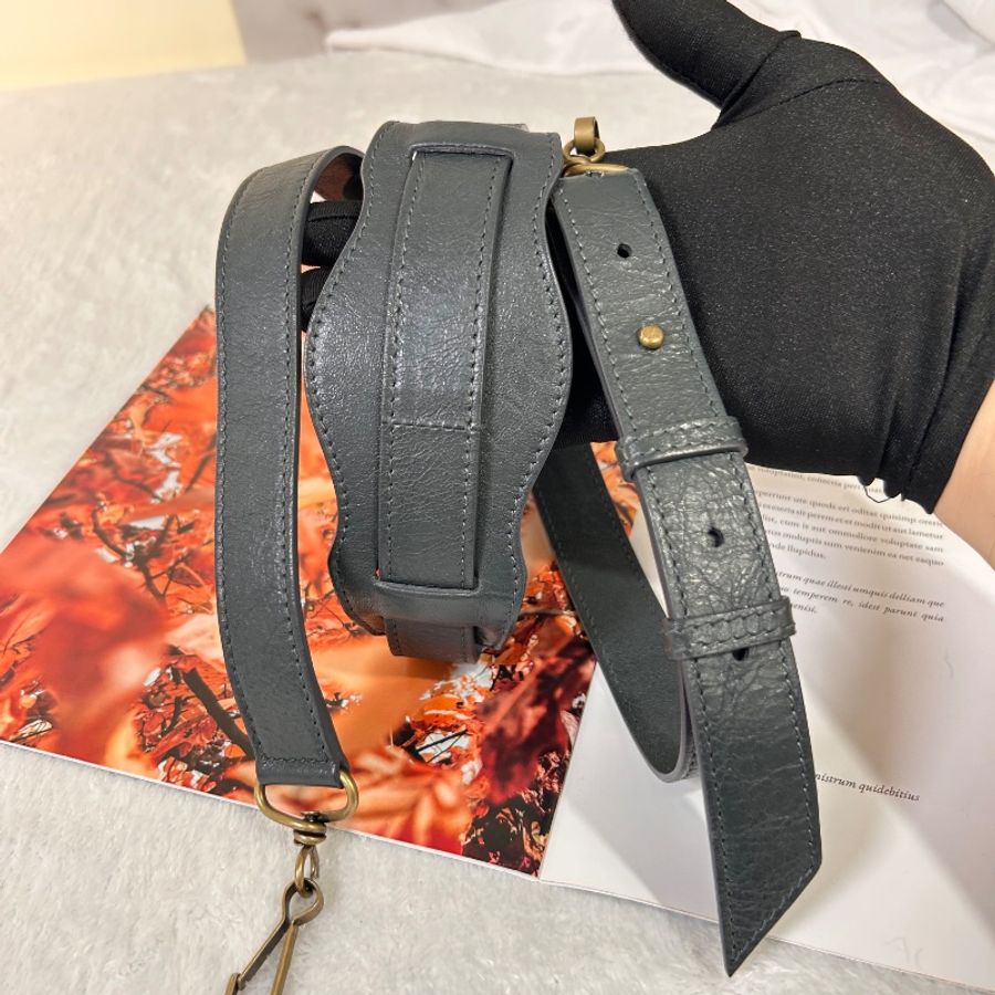 Balenciaga 經典米你機車鏤空手提包斜背包 2021年-26