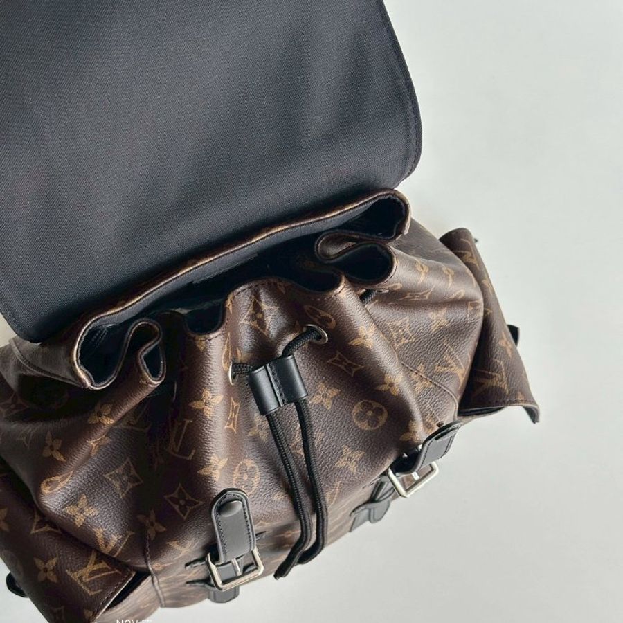 閒置新🎒 全配有購證🙌🏻 Louis Vuitton LV 路易威登 Christopher MM 後背包-3