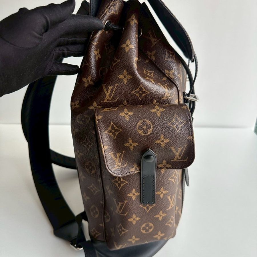 閒置新🎒 全配有購證🙌🏻 Louis Vuitton LV 路易威登 Christopher MM 後背包-12