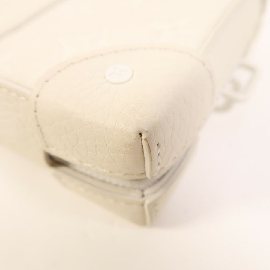 LOUIS VUITTON Monogram Taurillon Soft Trunk肩背袋-11