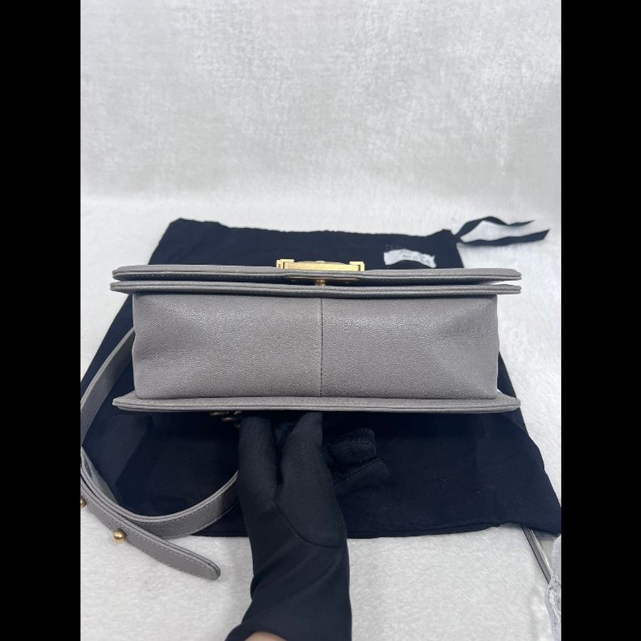 Chanel Boy 25-7