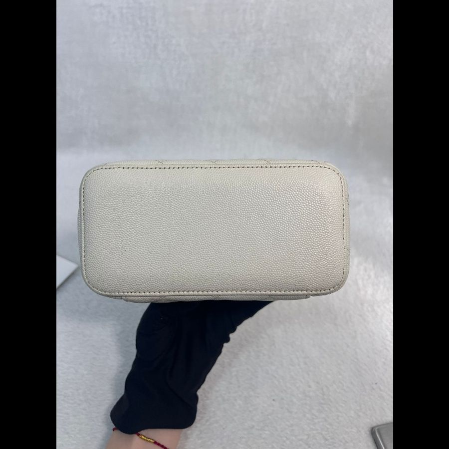 Chanel Vanity Case-6