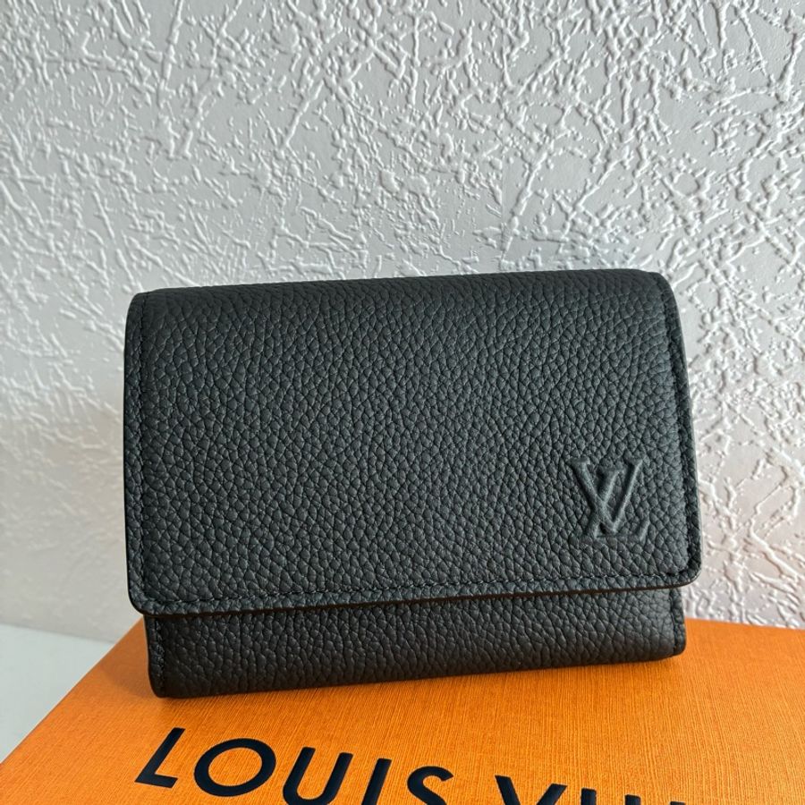 Lv黑皮革三摺短夾 零錢包 m26250 全新-0