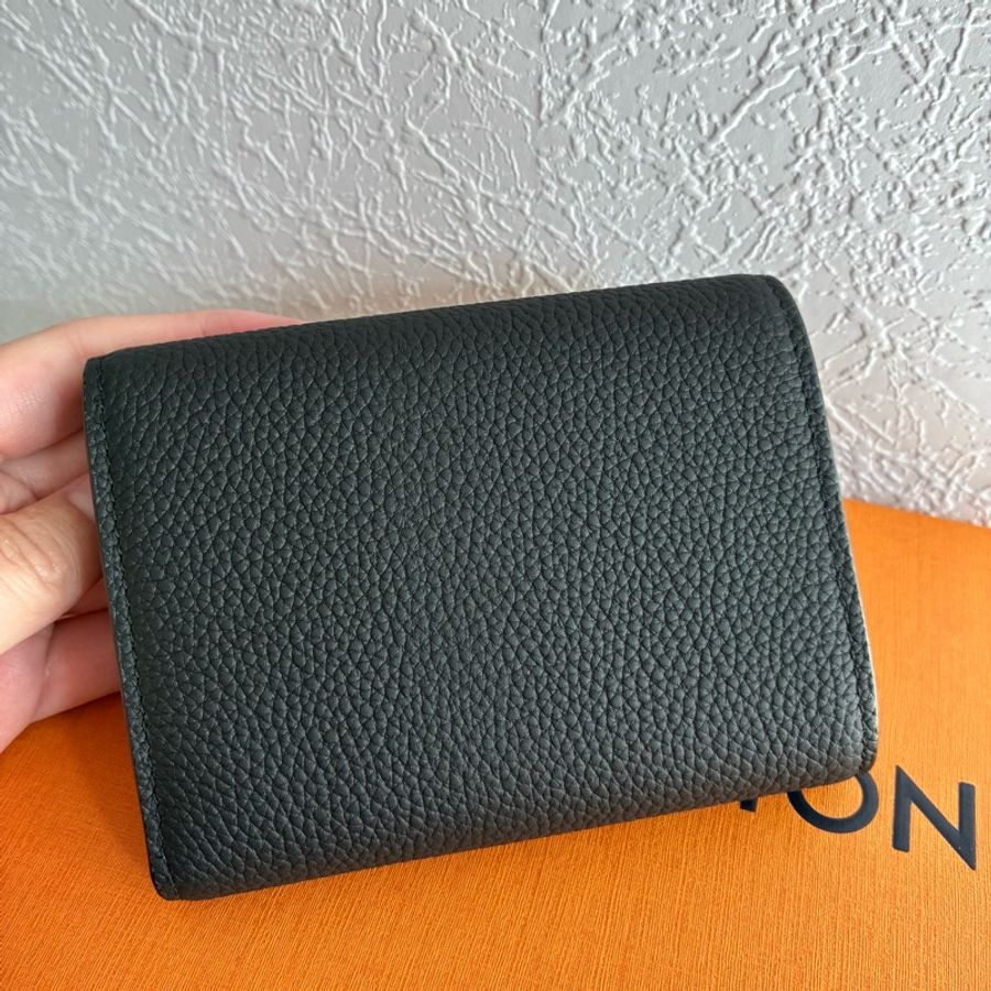 Lv黑皮革三摺短夾 零錢包 m26250 全新-1
