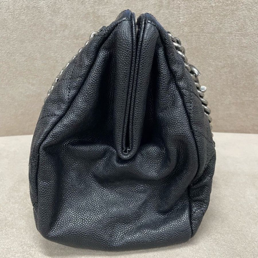 香奈兒/Chanel 黑銀魚子醬荔枝紋牛皮 保齡球托特包-1