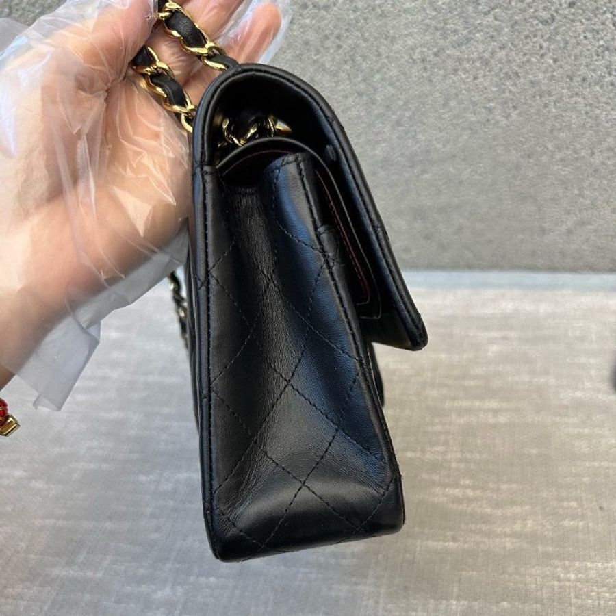 近新品 香奈兒/Chanel CF繫列中號黑金羊皮菱格紋鏈條包-2