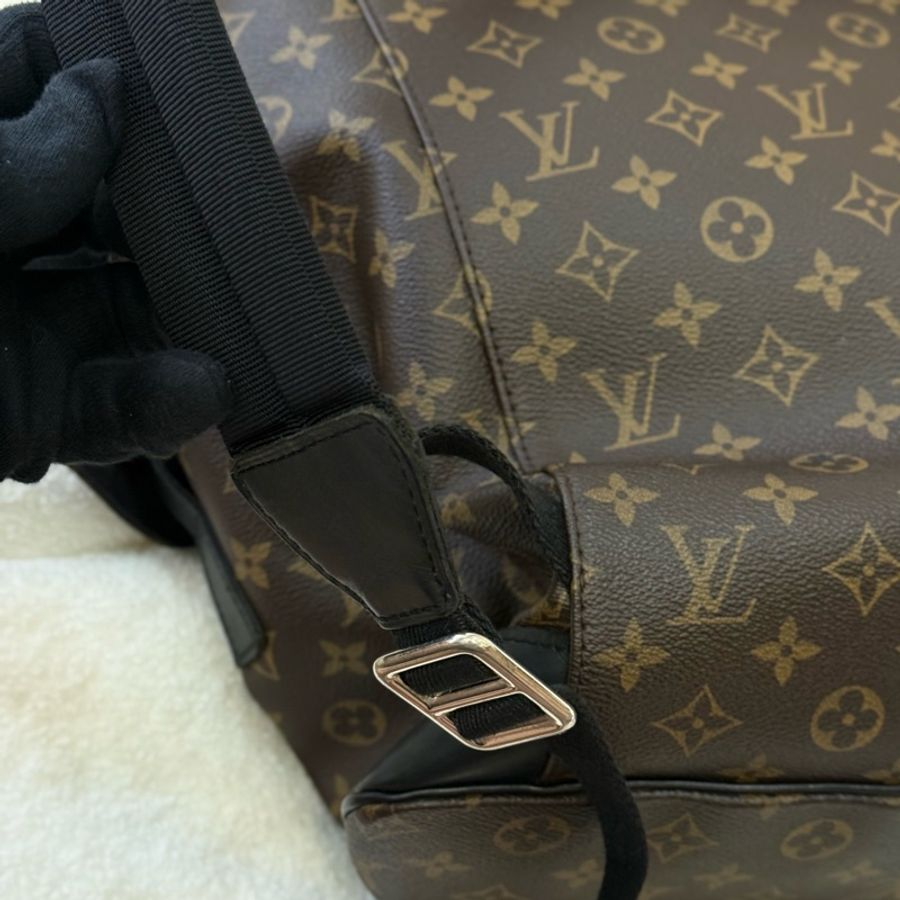 (保留中)Lv Christopher MM後背包-11