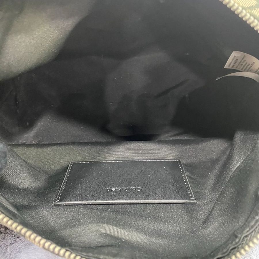 全新閒置品 Calvin Klein 滿版帆布側背包-6