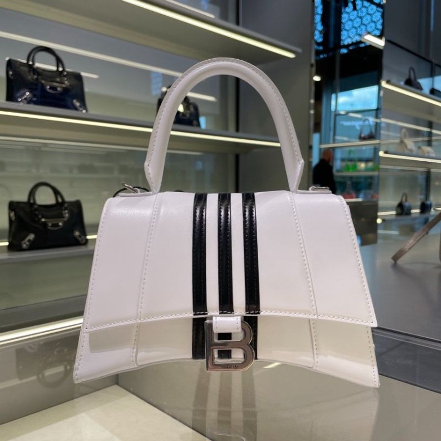 ⏰限時特賣價🌺Balenciaga x adidas 593546 小款 Hourglass S 小牛皮沙漏包 白色-4