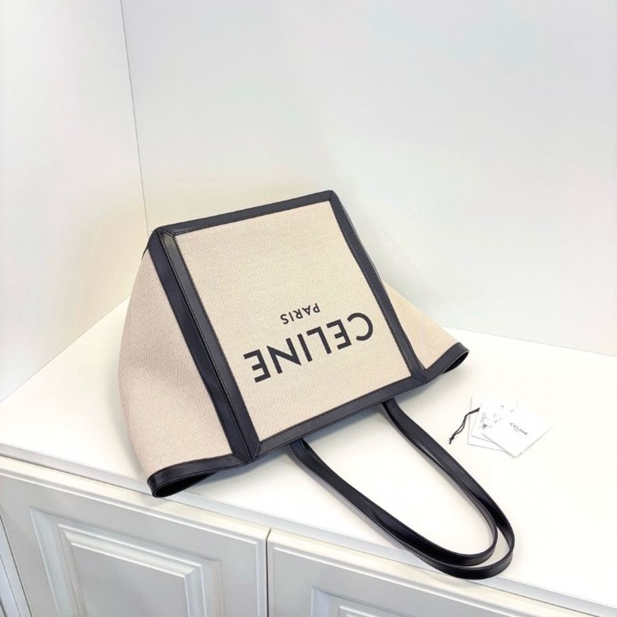 Celine 香草色帆布拼黑皮蝙蝠大tote托特包/沙灘包 30*30*25 全新閒置配件塵袋-6