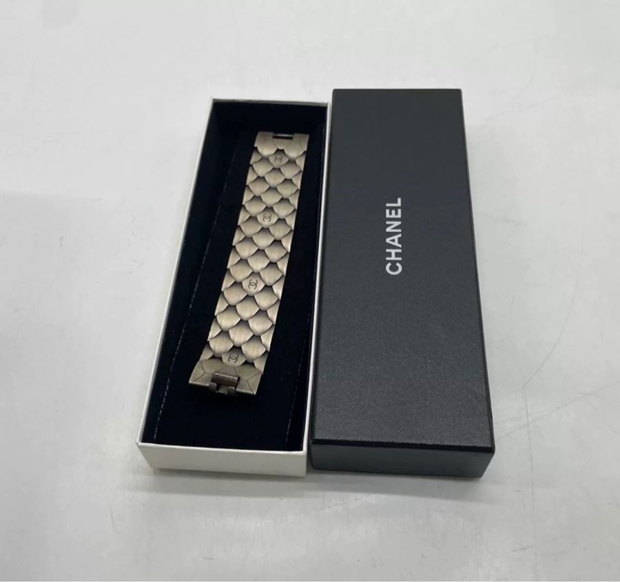 CHANEL 香奈兒 稀有 Coco 「龍鱗/魚鱗紋」寬版手鐲-2