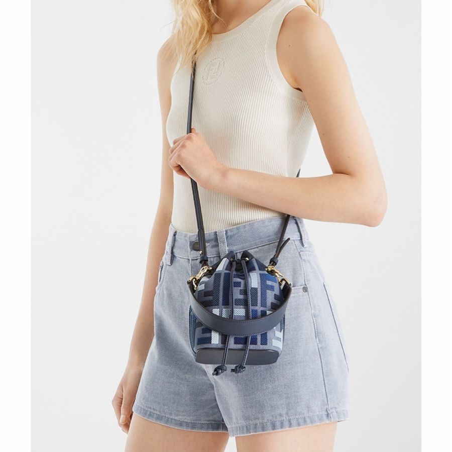 Fendi 女士 標誌性Mon Tresor水桶包均碼碼MINI、14cm*12cm*18cm-6