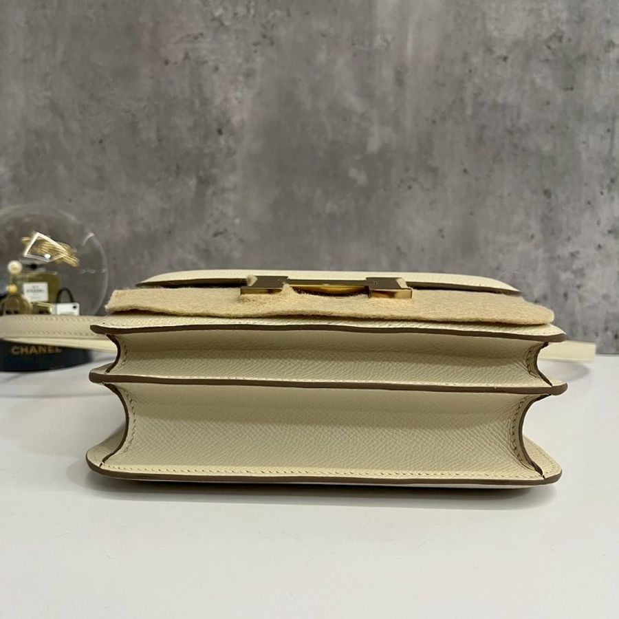 Hermes 康康19 奶昔白-6