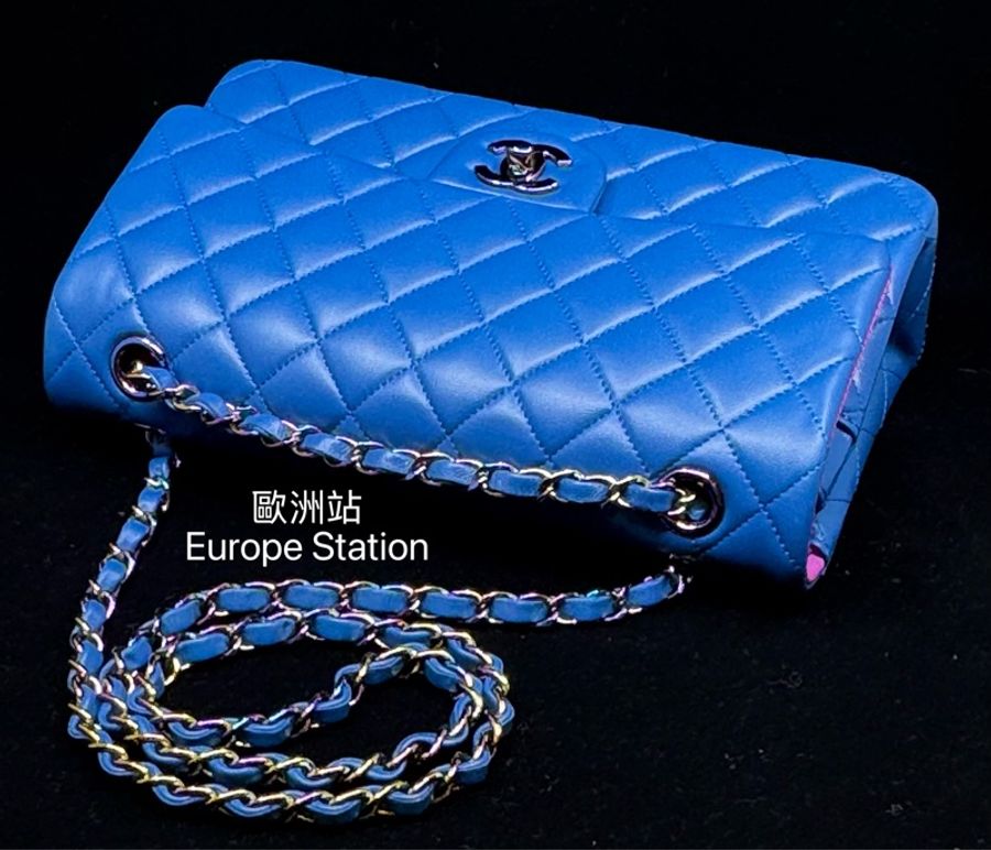 Chanel Classic 25.5cm 彩藍色(外) 紫紅色(內) 羊皮 配 幻彩色鏈條-12