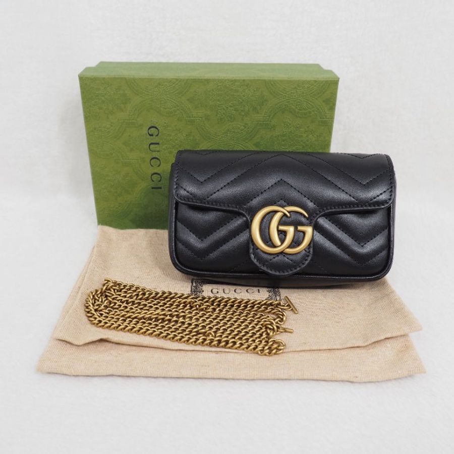Gucci GG Marmont super mini bag 黑色金扣鏈帶斜背包-5