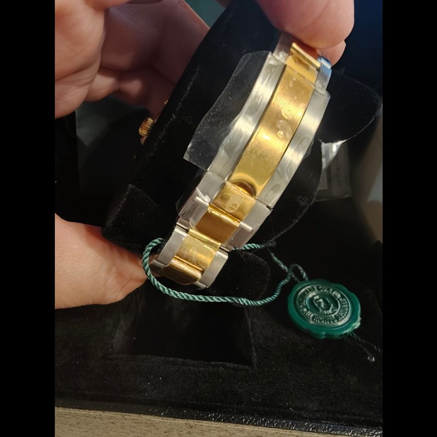 特價出清,法國帶回bape半金daytona絕版錶,全新品-2