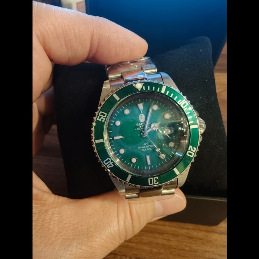 特價出清,法國帶回bape綠水鬼絕版錶,全新品-1