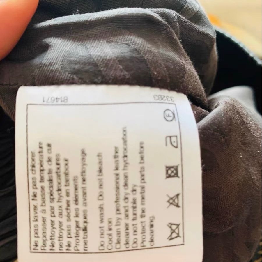 Chanel羊皮短褲36碼-3