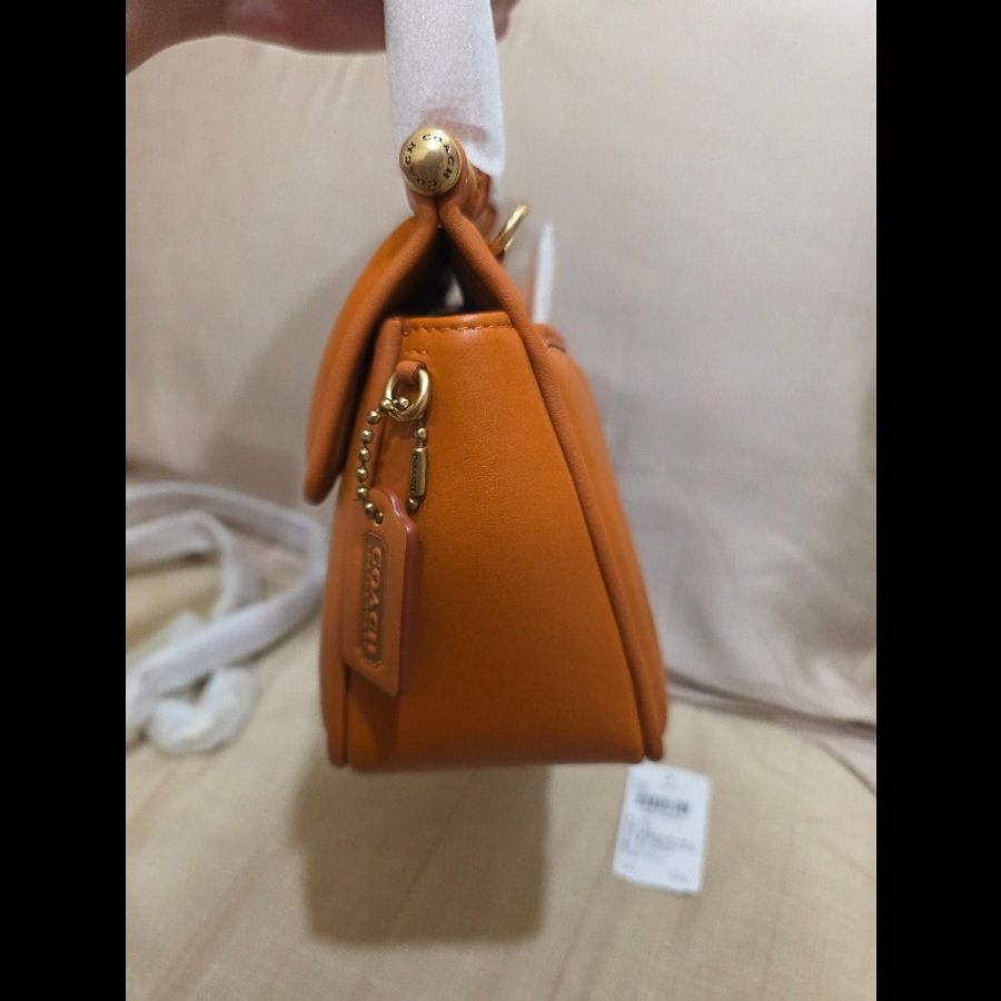 Coach Willis 18 羊皮南瓜橘-14