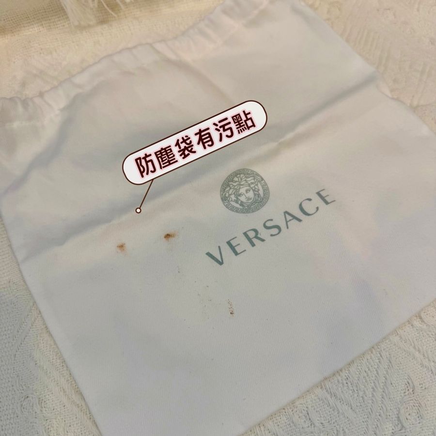 Versace 鉚釘 黑色皮革 AirPods 耳機保護殼-5