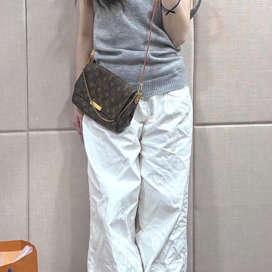 【95新 ✨ 全網最低價!】Louise Vuitton 摯愛 Favourite 小號(下單前先詢問庫存❗️)-2