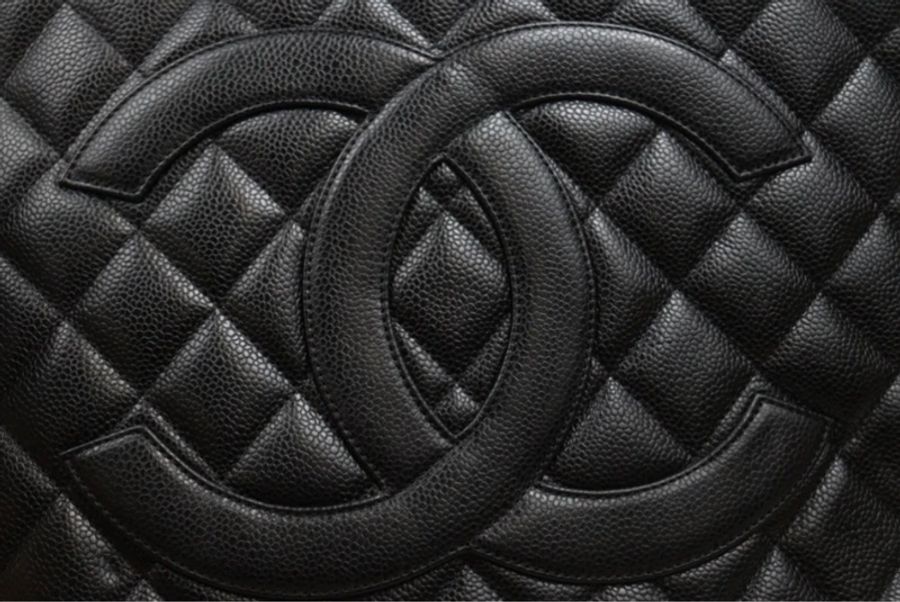 「JL精品代購」9新 Chanel 希爾頓 荔枝牛皮黑銀-9