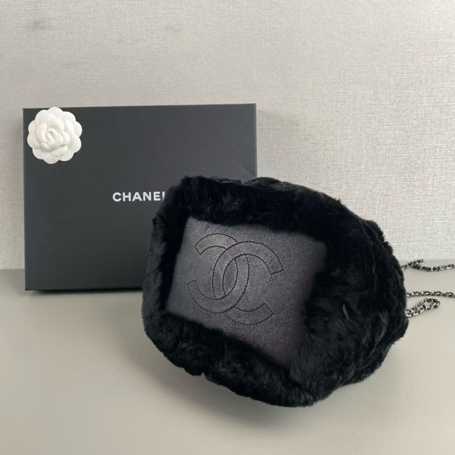 CHANEL香奈兒 黑銀兔毛抽繩水桶手提單肩斜挎包-3