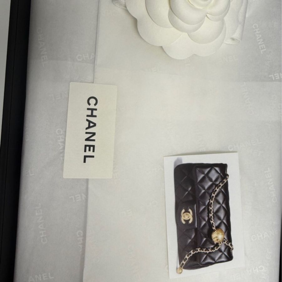 CHANEL 黑金球COCO20收藏極品包全球限量全新晶片款Chanel黑金球Coco 20Mini CF珍藏品購於專櫃新款晶片coco20香奈兒黑金包香奈兒金球包限量-3