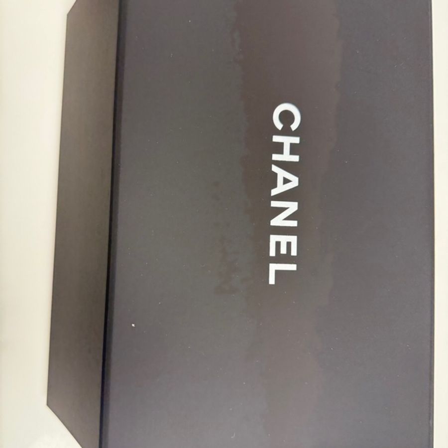 CHANEL 黑金球COCO20收藏極品包全球限量全新晶片款Chanel黑金球Coco 20Mini CF珍藏品購於專櫃新款晶片coco20香奈兒黑金包香奈兒金球包限量-4