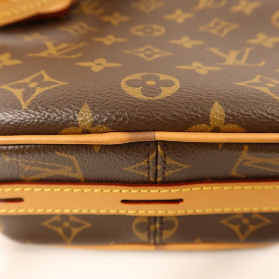 LOUIS VUITTON Monogram Boite Chapeau Souple MMBoite Chapeau Souple MM金扣肩背袋-18
