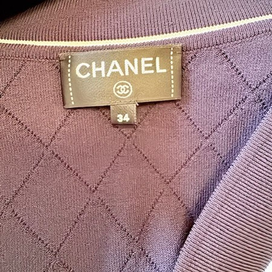 Chanel 18 Pre-Spring Collection) 拼色 V 領開襟衫外套 (棒球外套)-18