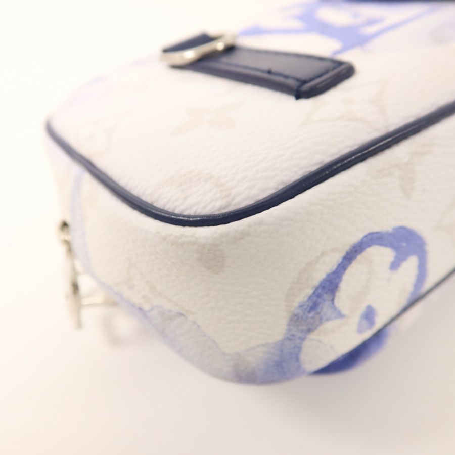 LOUIS VUITTON Monogram Watercolor Outdoor Pochette銀扣腰包/肩背袋-14