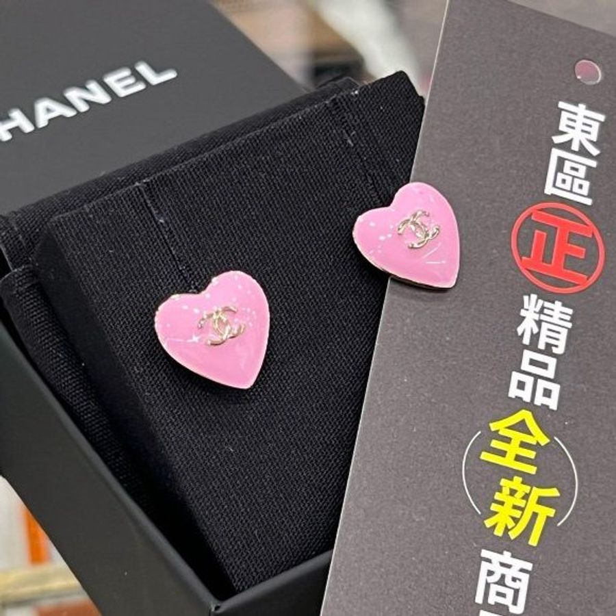 東區正精品㊣CHANEL ABG216 Sample sell 25B全新香奈兒粉色琺瑯愛心造型耳環 RZ6229-1