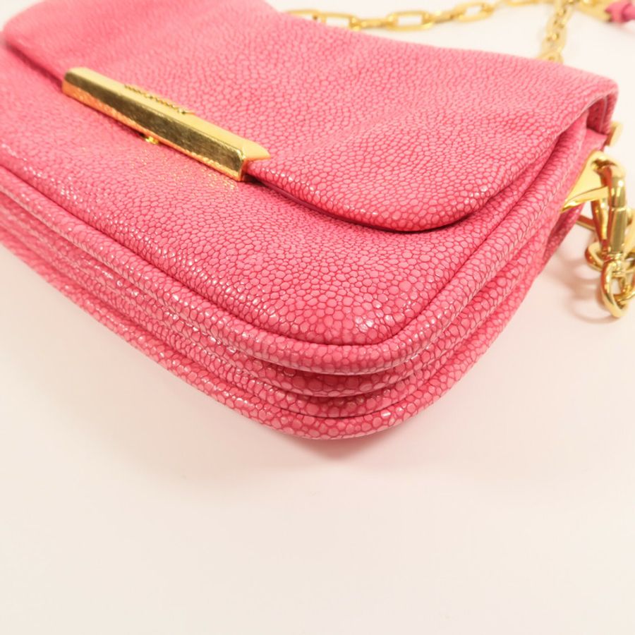 Miu Miu 牛皮皮革Shoulder Bag金扣鏈帶肩背袋-5