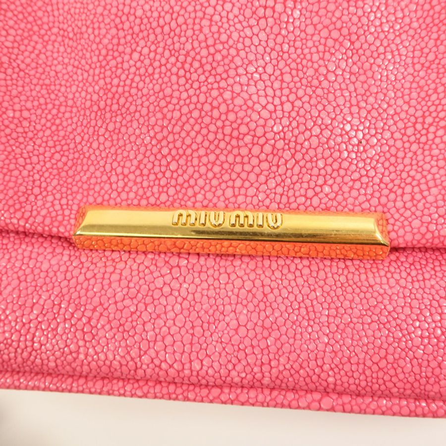 Miu Miu 牛皮皮革Shoulder Bag金扣鏈帶肩背袋-11