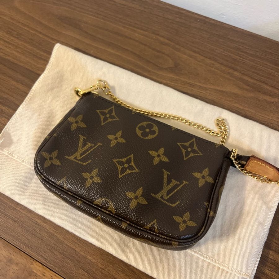 LV mini pouch迷你麻將包-6