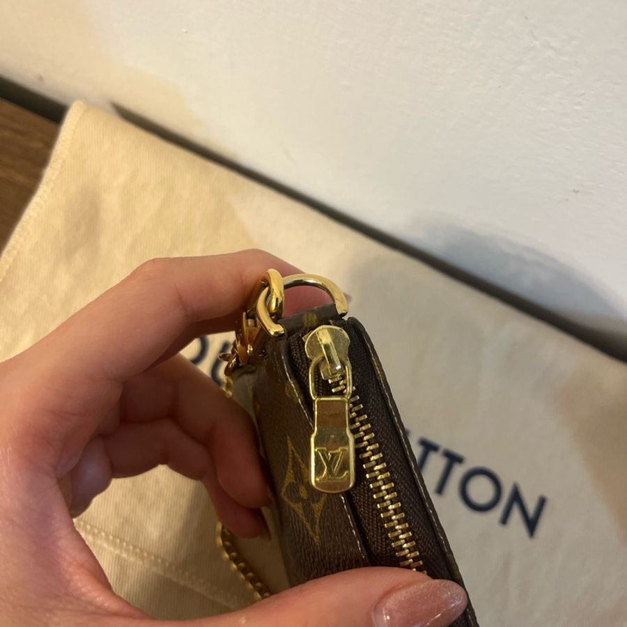 LV mini pouch迷你麻將包-21